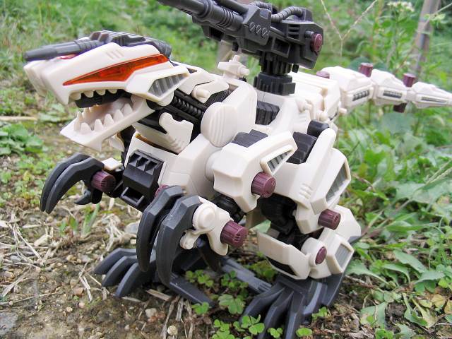 ジェノザウラー 恐竜博覧2005 バージョン