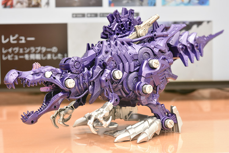 サイコジェノスピノ　限定ゾイド　☆新品・未開封　最終値下げ ワイルド ジェノスピノとサイコジェノスピノ - YouTube